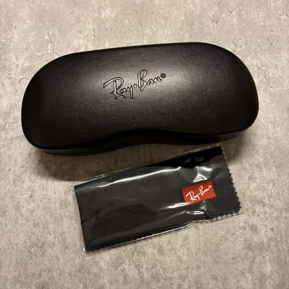 New Ray-Ban Black Leatherette Hard Clamshell Eyeglasses Case with Cleaning Cloth